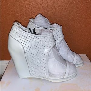 Sol Sana Wedge Size 36